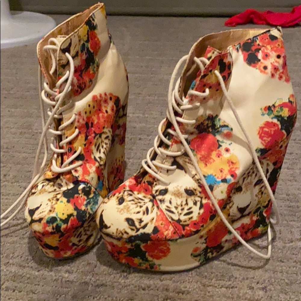 Mona Mia platform wedges